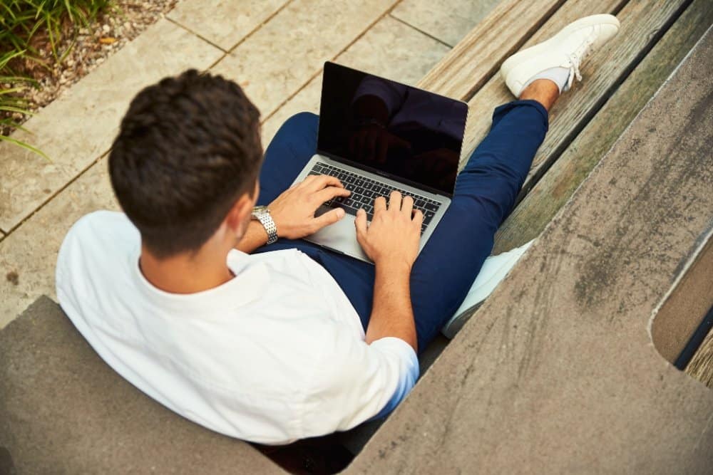 How to Keep Boundaries Between Your Personal and Professional Life Post Pandemic?